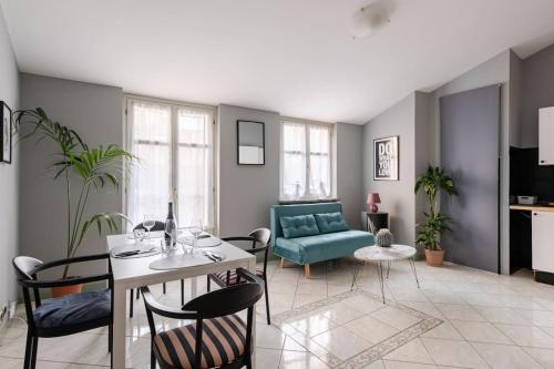 Casa Regina Nice Position — 5-Star Luxury Hotel in Alba, Italy