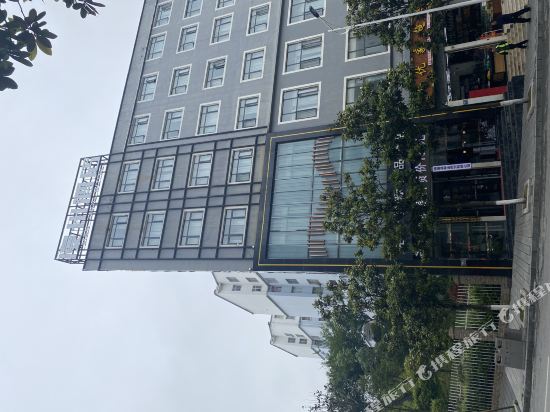 Manzhou Hotel Zhenxiong mingshi in Wufeng, People's Republic of China