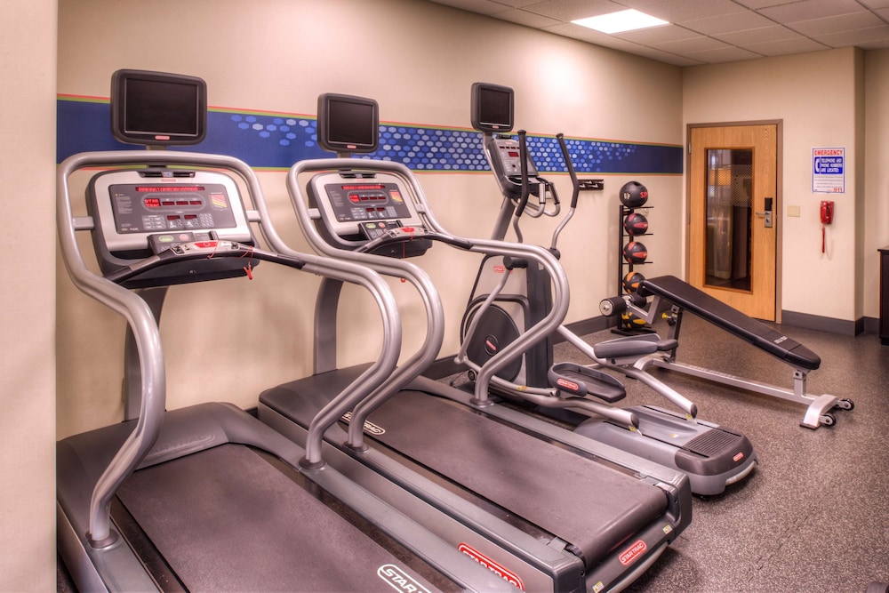 Hampton Inn & Suites Ontario - photo 31