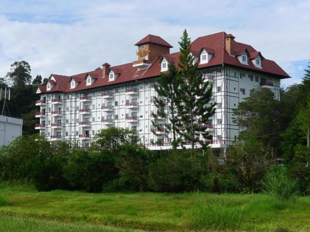 Iris Bougainvillea Cameron's — 4-Star Luxury Hotel in Tanah Rata, Malaysia
