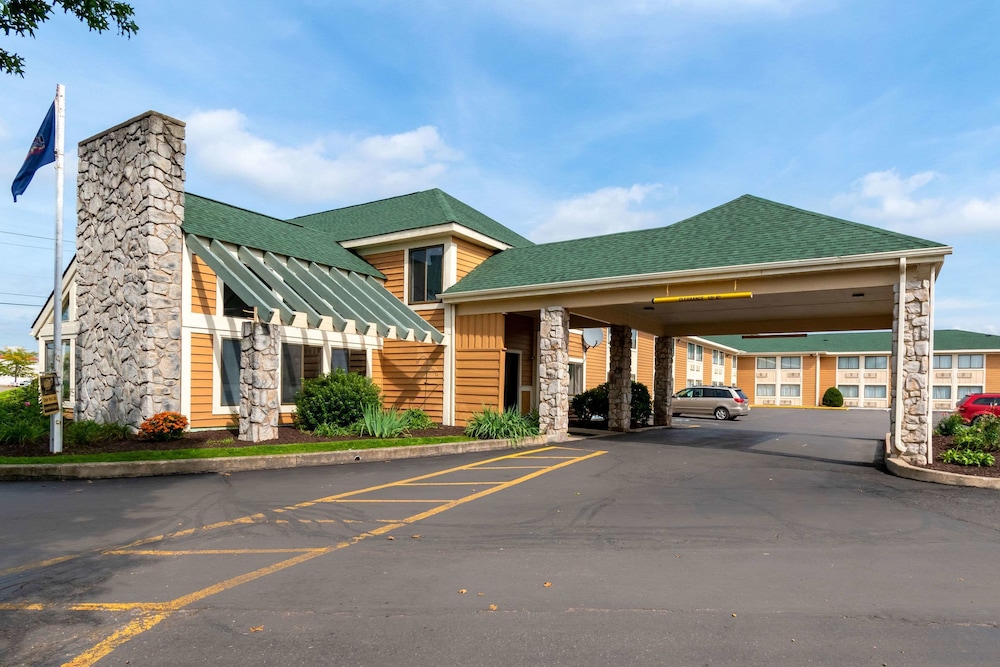 Quality Inn Bloomsburg - photo 43