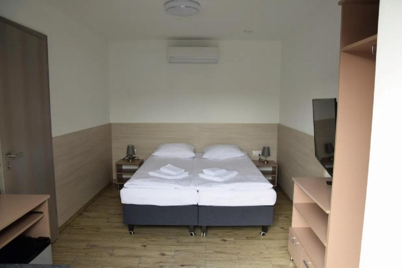 Ludowa Restauracja & Noclegi in Kietrz, Poland