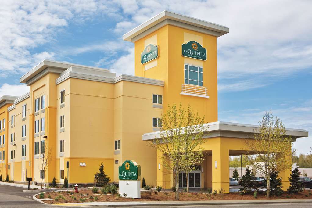 La Quinta Inn & Suites by Wyndham Bellingham - featured photo