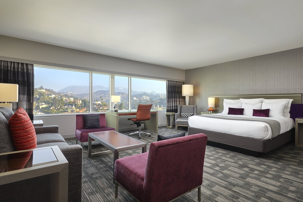 Loews Hollywood Hotel - photo 11