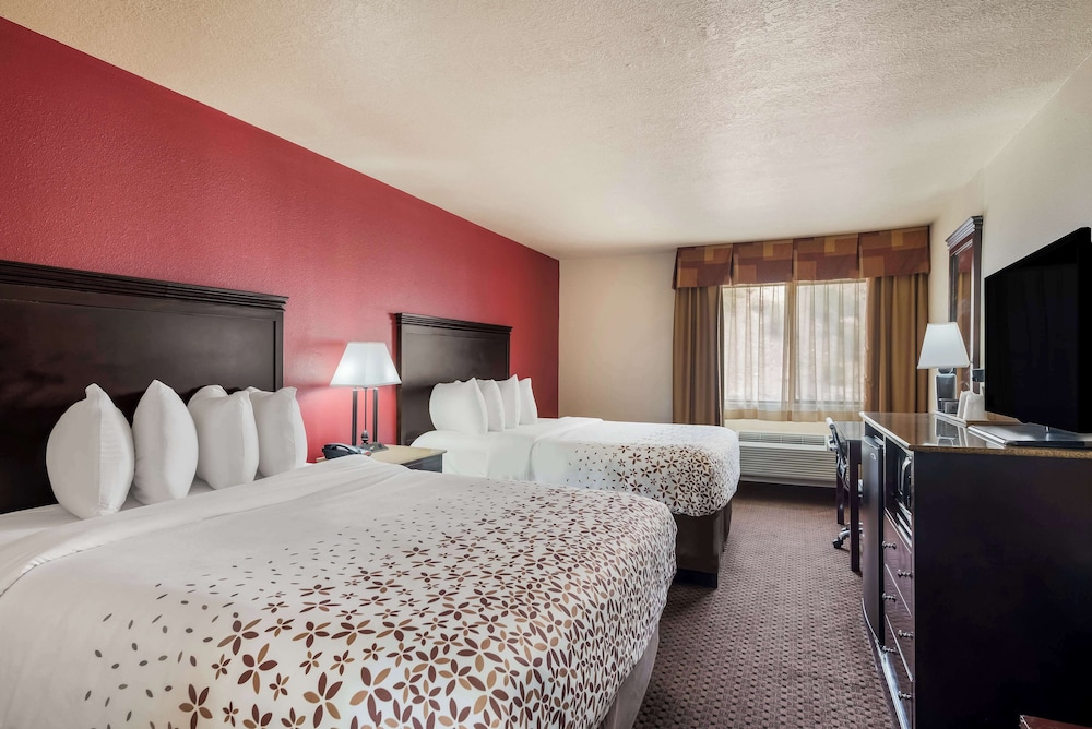 SureStay Plus Hotel by Best Western Silver City - photo 6