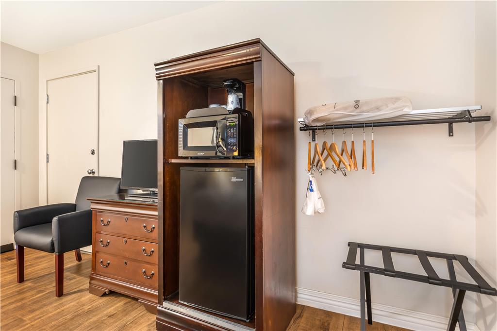 Best Western Rose Garden Inn - photo 17