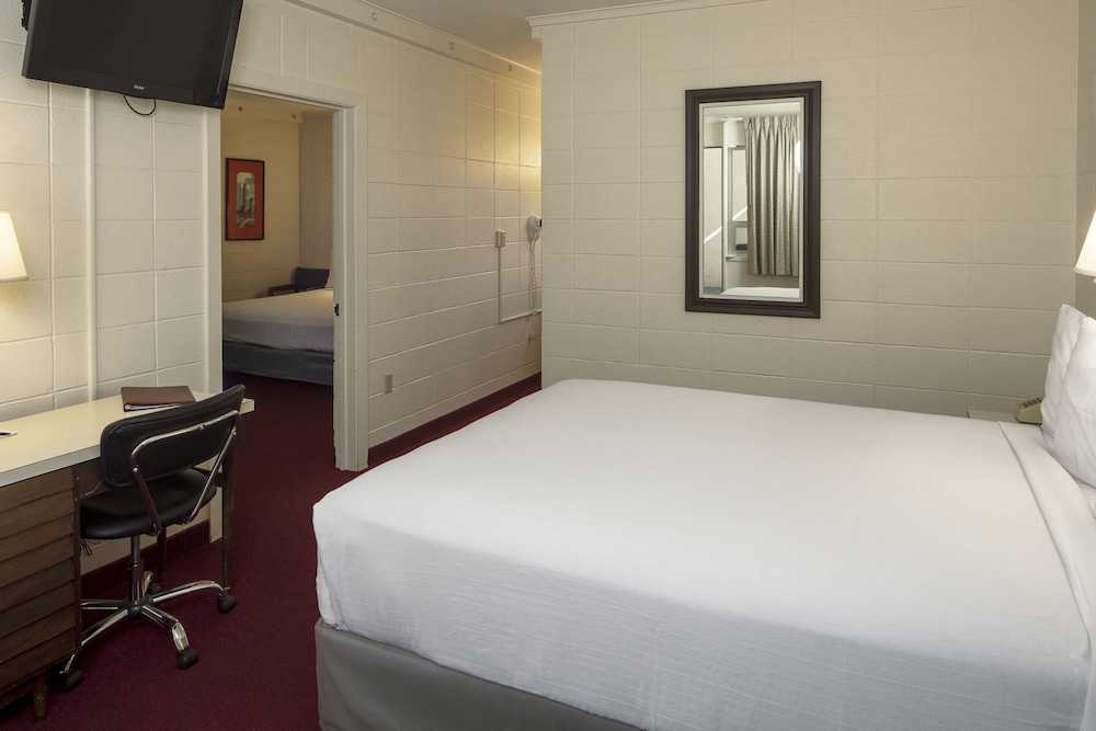 Finlen Hotel and Motor Inn - photo 14