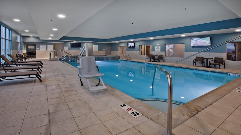 Holiday Inn Express and Suites Green River - photo 33