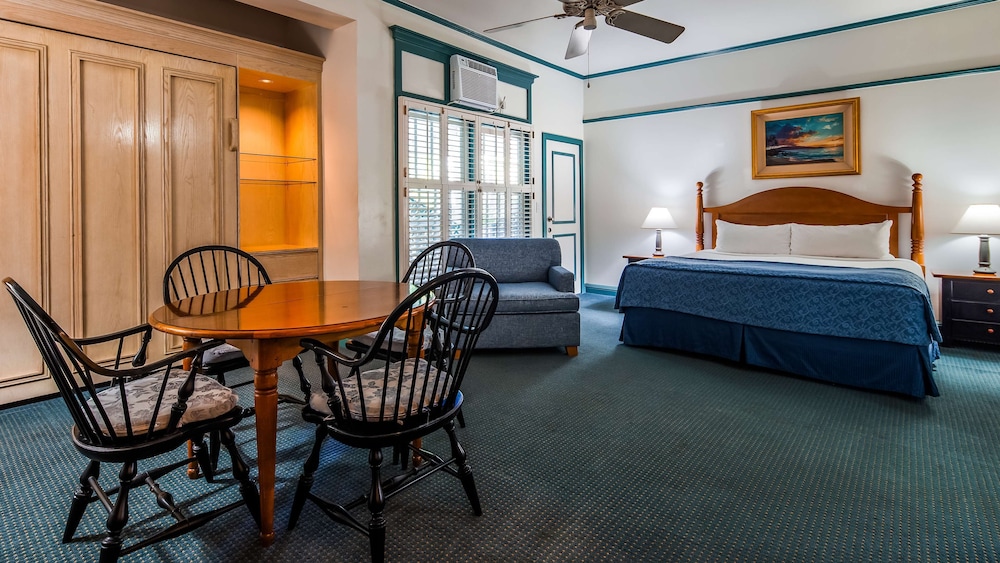 Pioneer Inn - photo 22