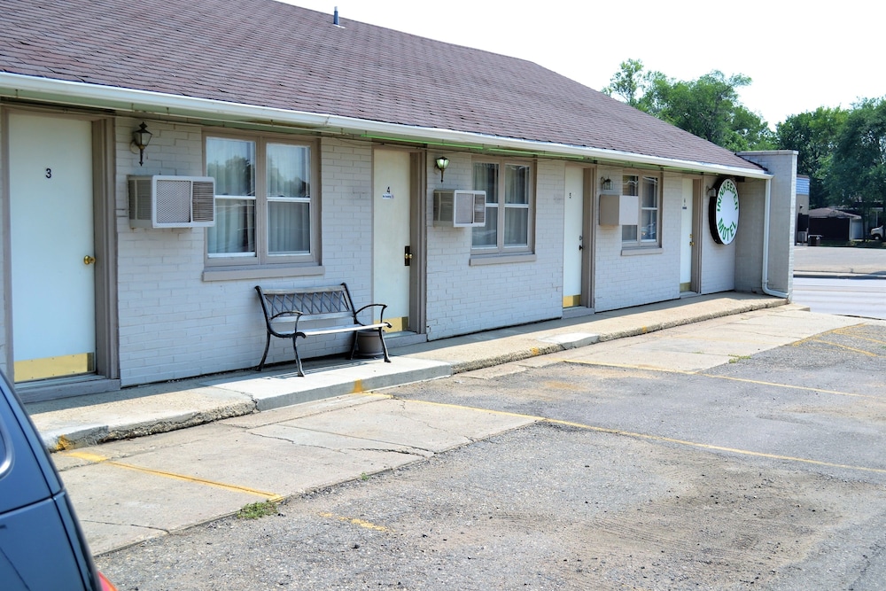 Innkeeper Motel - photo 69