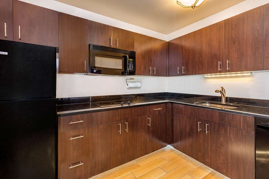 La Quinta Inn & Suites by Wyndham Spokane Valley - photo 18