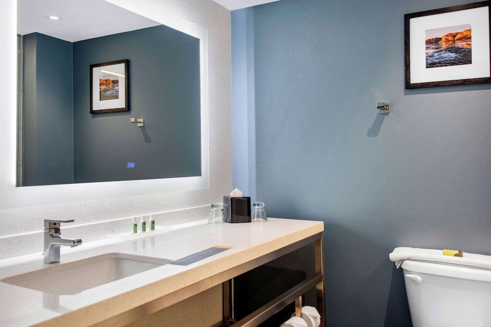 Hilton Garden Inn North Phoenix Scottsdale - photo 14