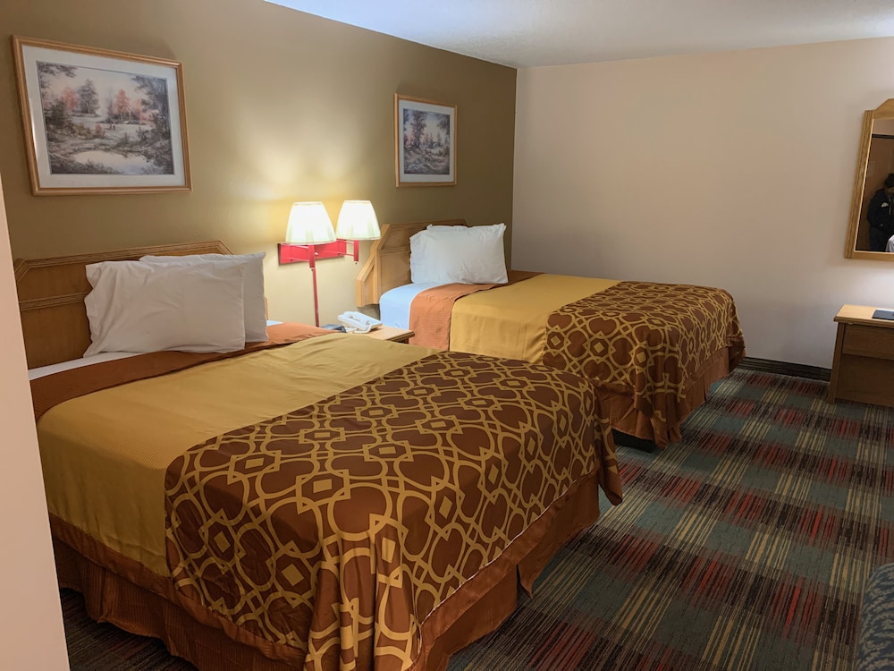 Budgetinn & Suites - photo 12