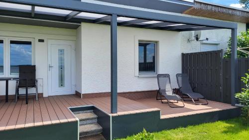Am Ufersteig II - carbon neutral hotel in Unknown City