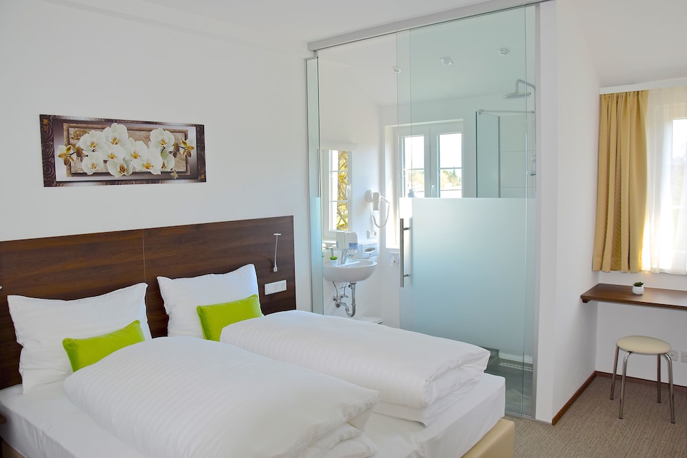 Velden24 create your own stay in Velden Am Woerthersee, Austria