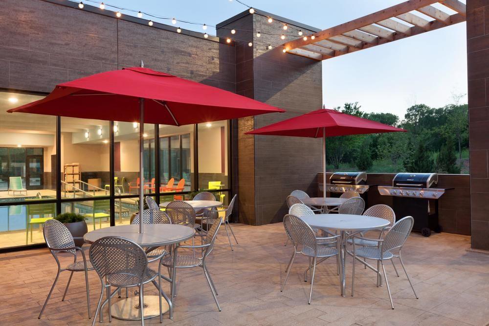 Home2Suites by Hilton Edmond - photo 13