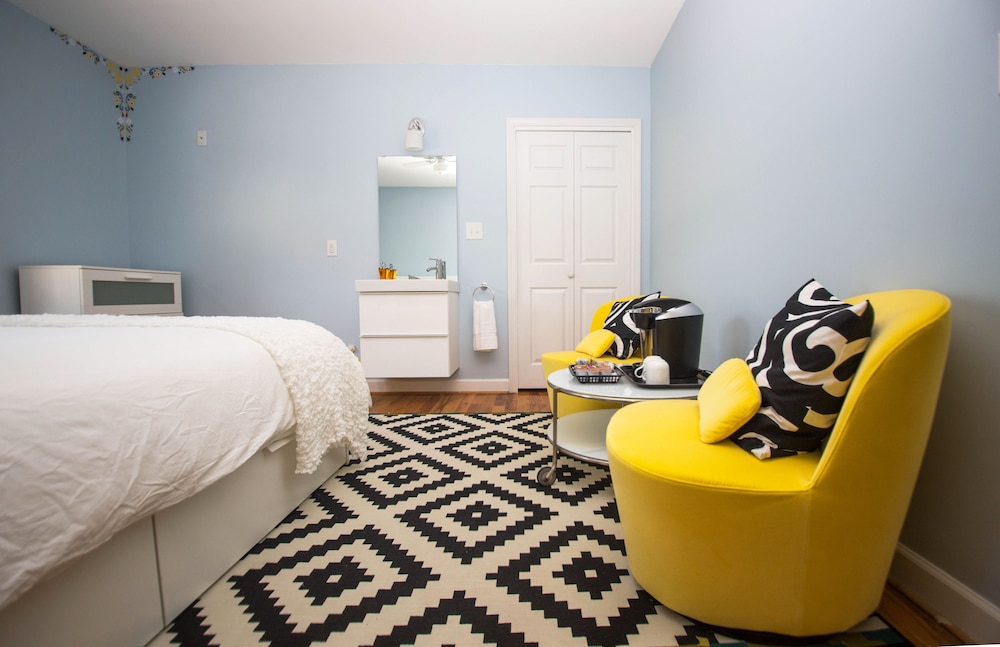 Swamp Rabbit Inn - photo 11