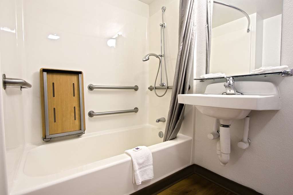 Motel 6 East Brunswick NJ - photo 18