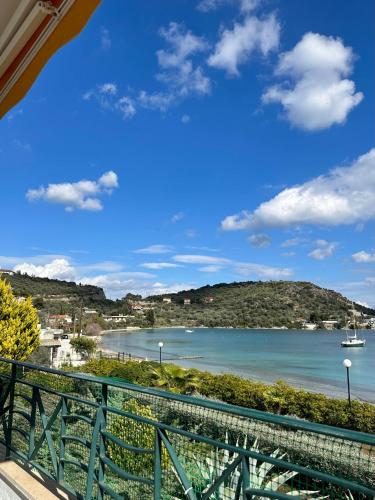 Golden Coast Panagias Apartment — 4-Star Luxury Hotel in Volos, Greece