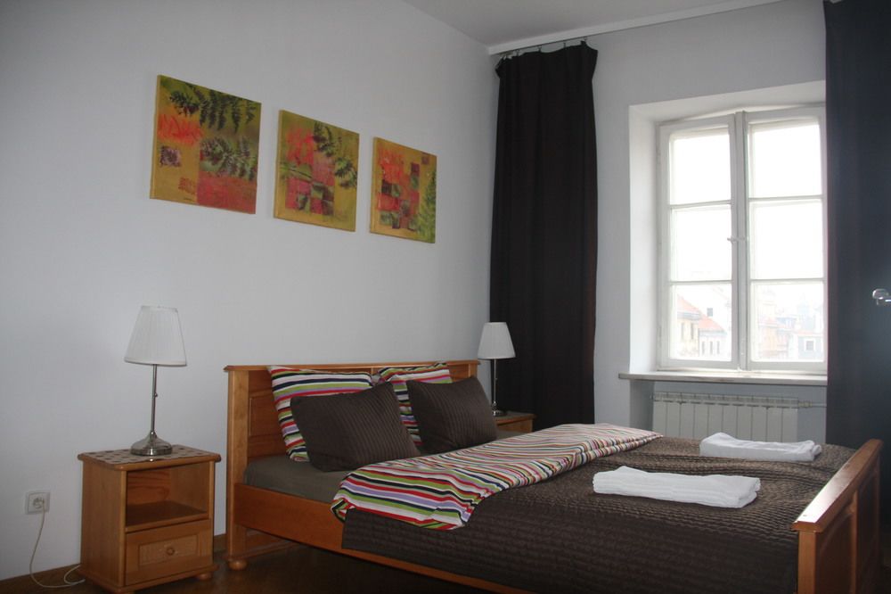 Lovely Apartment In The Heart of Warsaw by BookingHost — 4-Star Luxury Hotel in Warsaw, Poland