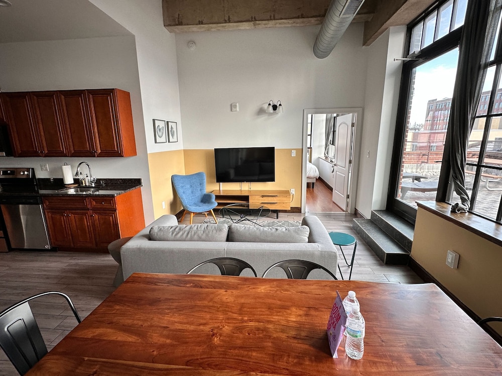 Sosuite at Independence Lofts - photo 213