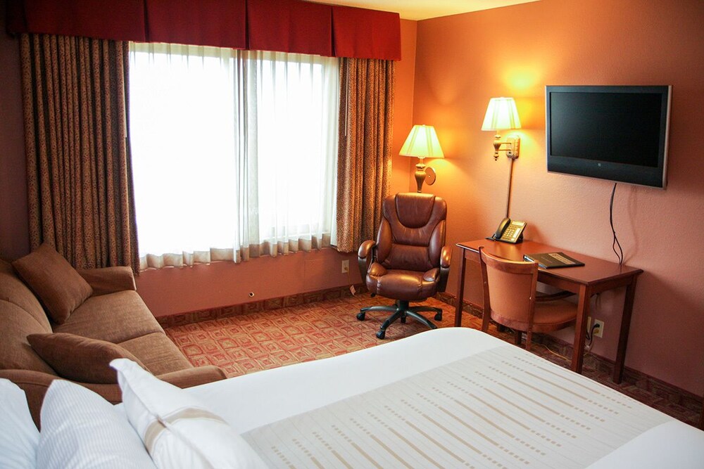 Norland Inn and Suites Roseau - photo 6