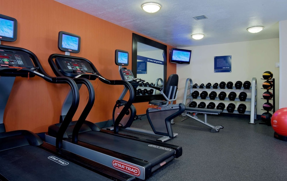 Hampton Inn & Suites Salt Lake City Airport - photo 43