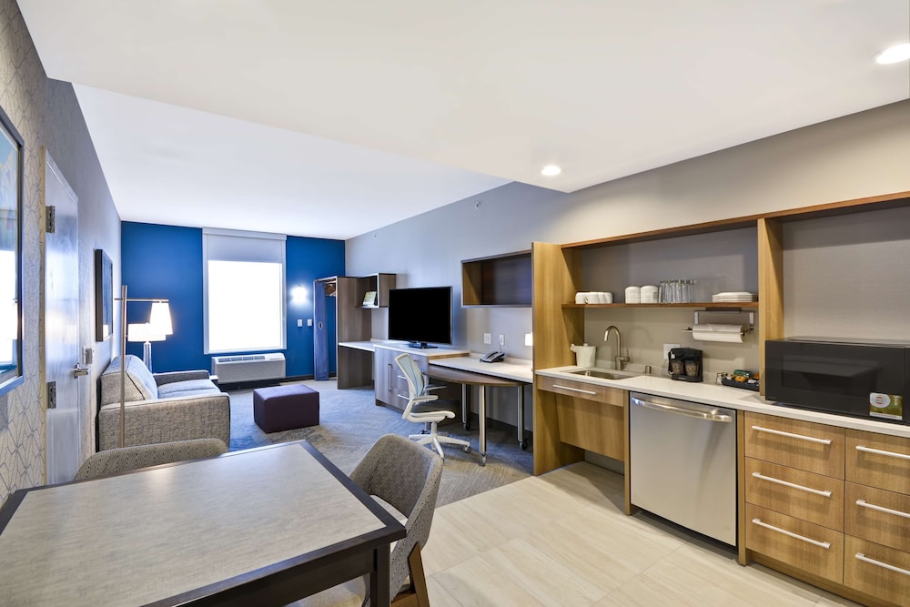 Home2 Suites by Hilton Plano Richardson - photo 7