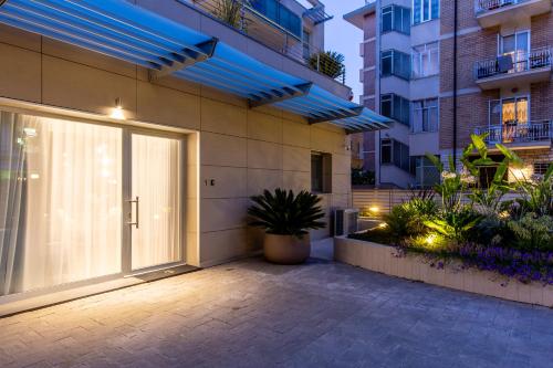 Marina Suite Apartments — 4-Star Luxury Hotel in Rimini, Italy
