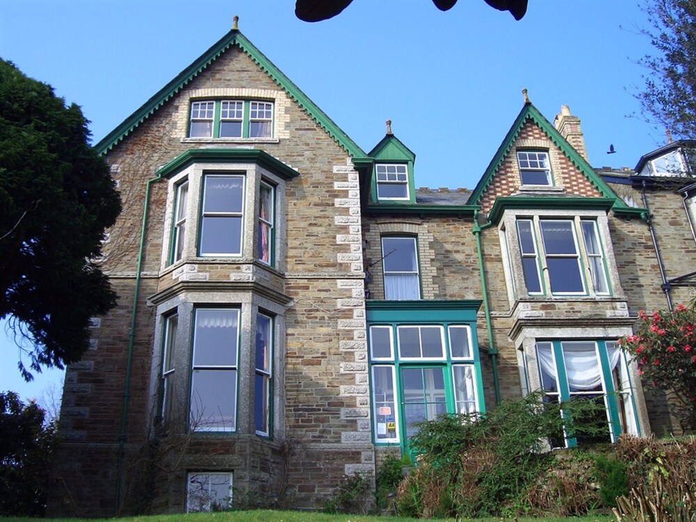 Penrose B&B — 4-Star Luxury Hotel in Lostwithiel, United Kingdom