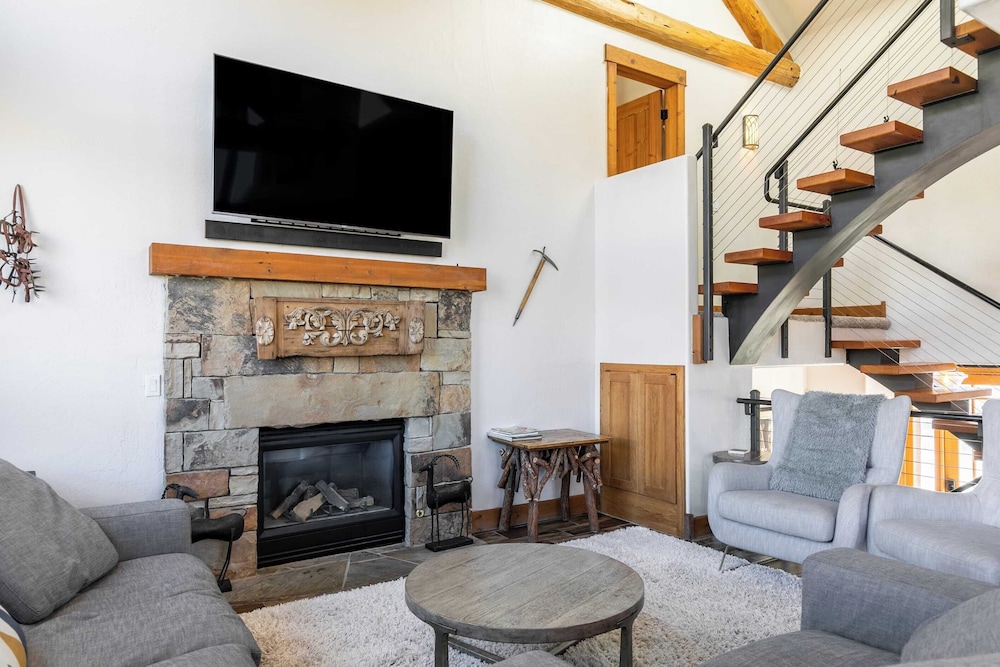 Adams Ranch Retreat by Avantstay Free Shuttle 2 Mountain Village & Telluride Ski Resort - photo 6