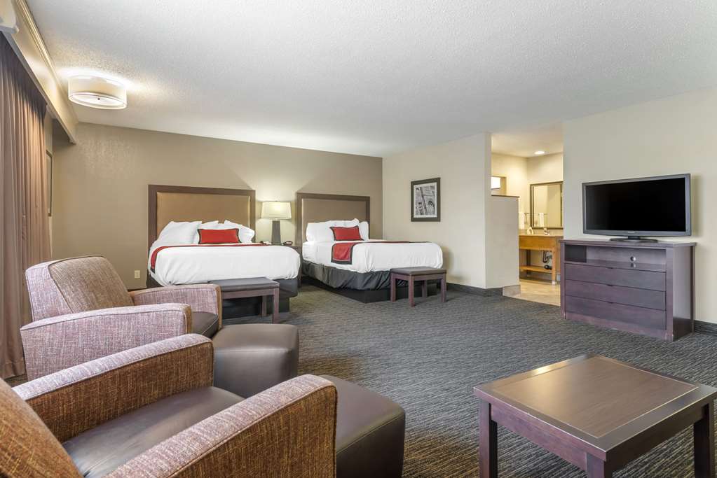 Best Western Plus Ramkota Hotel - photo 10