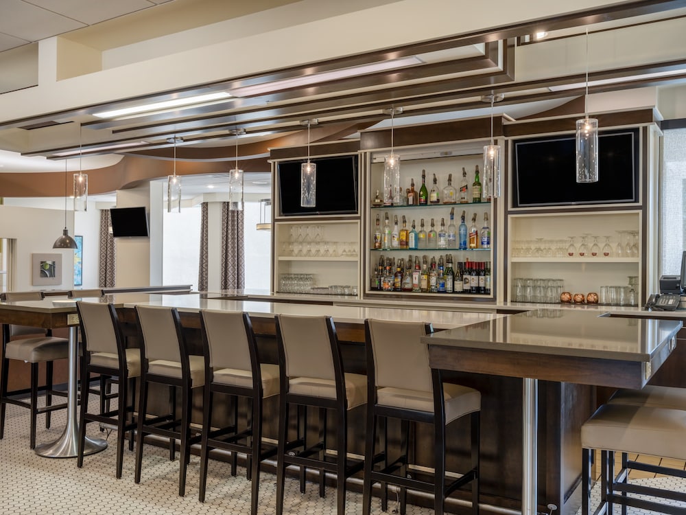 Holiday Inn Greensboro Coliseum by IHG - photo 23