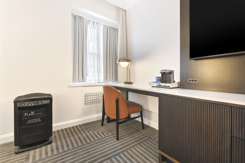 Capital Hilton - photo 24