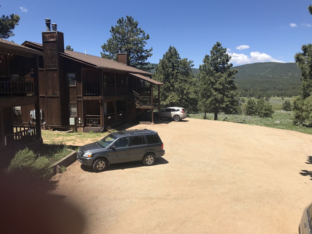 Cozy Angel Fire Condo Half Mi to Resort - photo 27