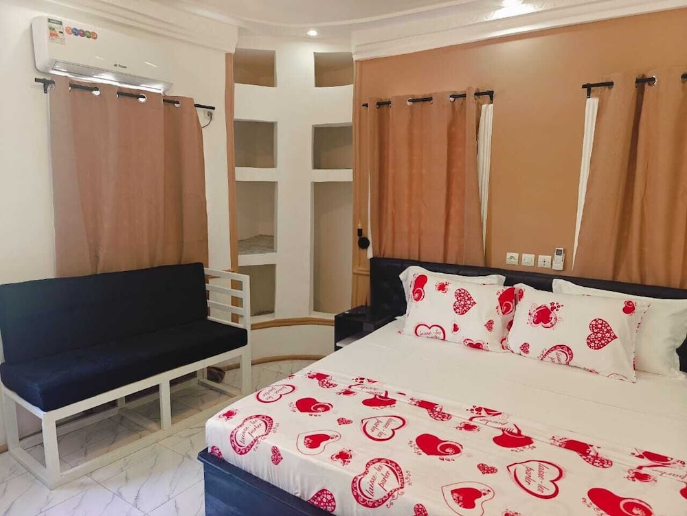 RHÔ Résidence Hôtelière Ôkèrè Ôburu in Lome, Togo