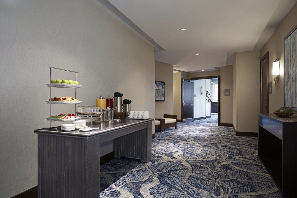 Ithaca Marriott Downtown on the Commons - photo 22