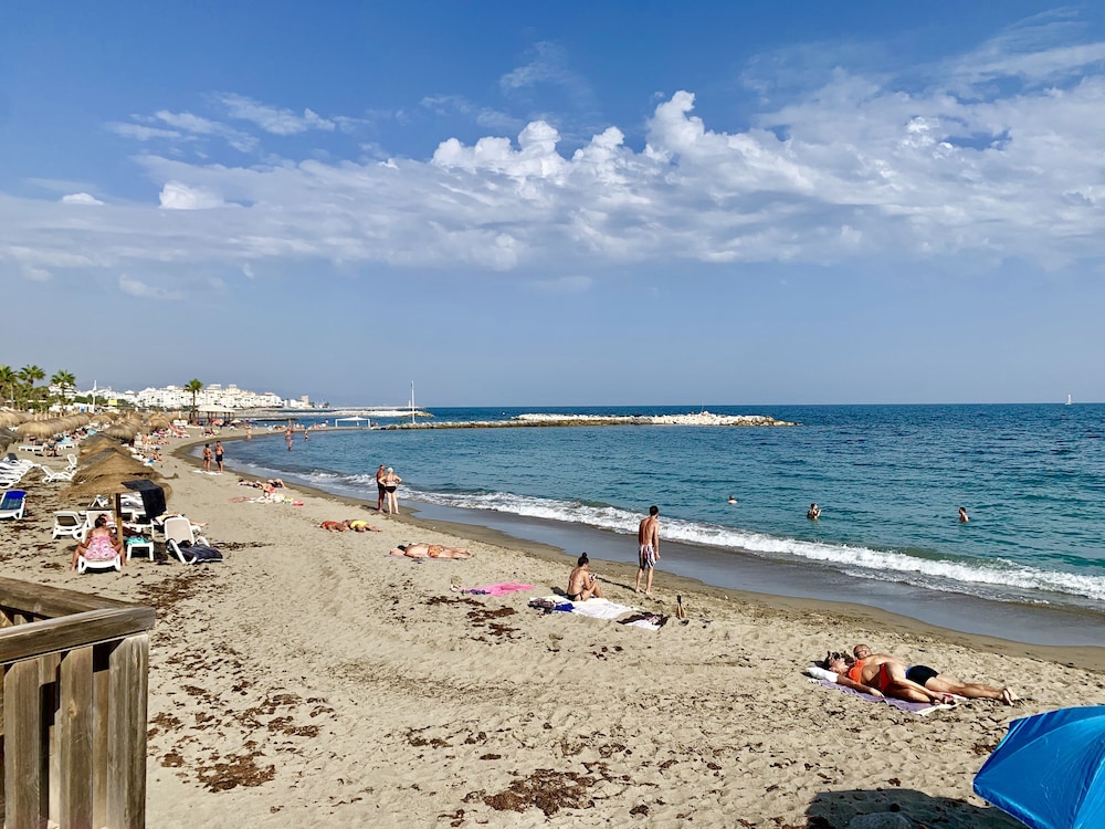 Tgs Rumex Suites Banus — Marbella