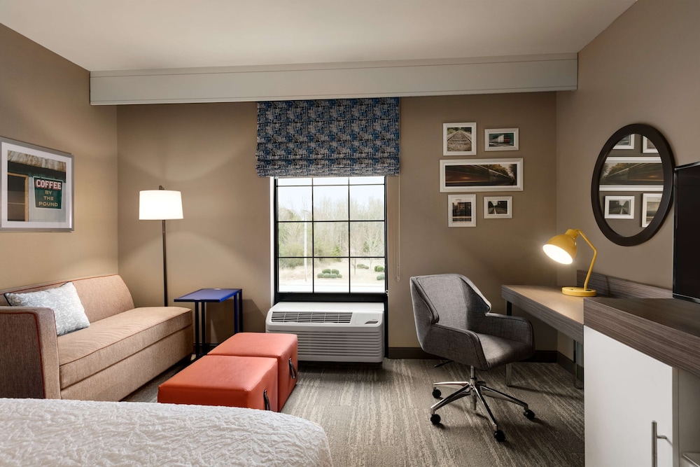 Hampton Inn Kernersville - photo 6