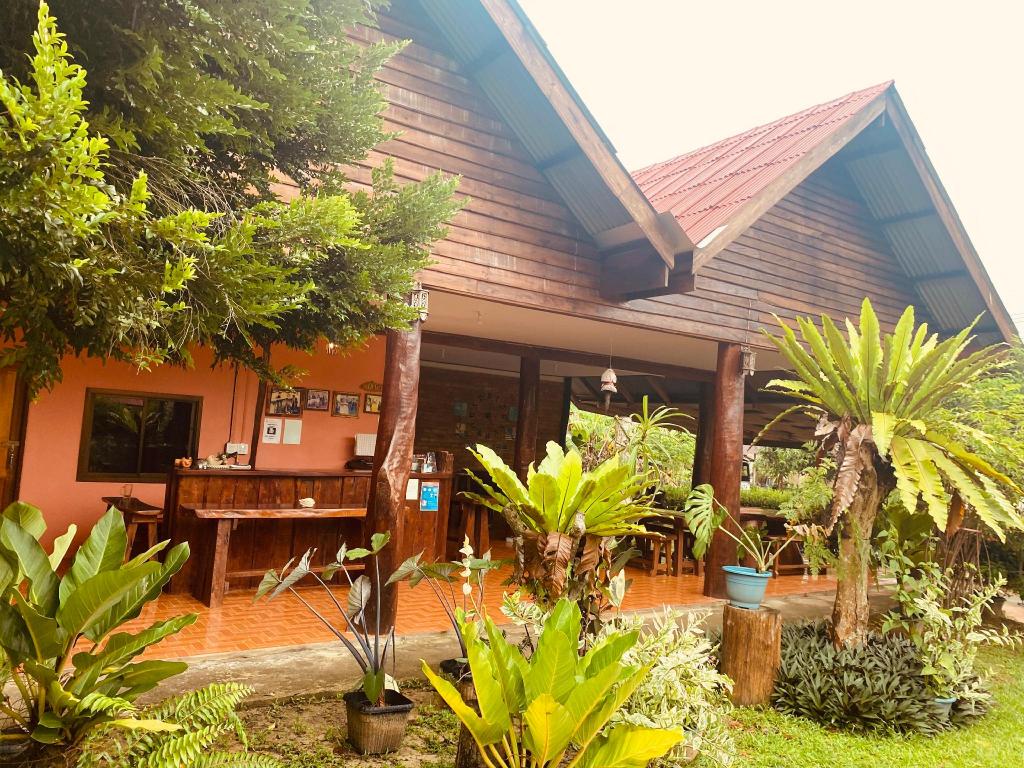 Nadia Resort Kohjum in Nuea Khlong, Thailand