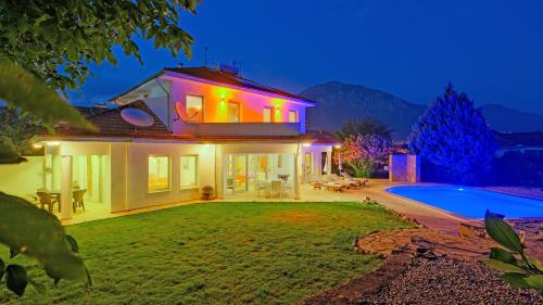 Villa Kismet by Turkish Lettings Fethiye — 4-Star Luxury Hotel in Fethiye, Turkey