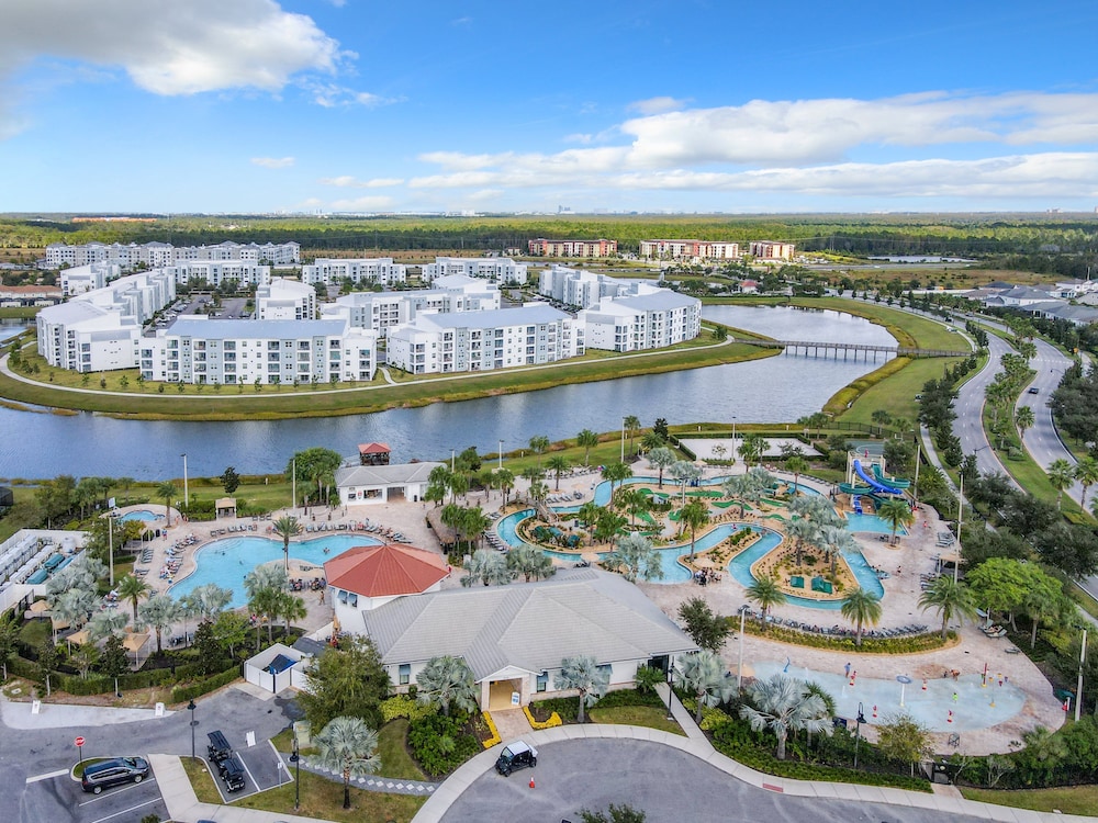 Sophisticated Living at Storey Lake - photo 36