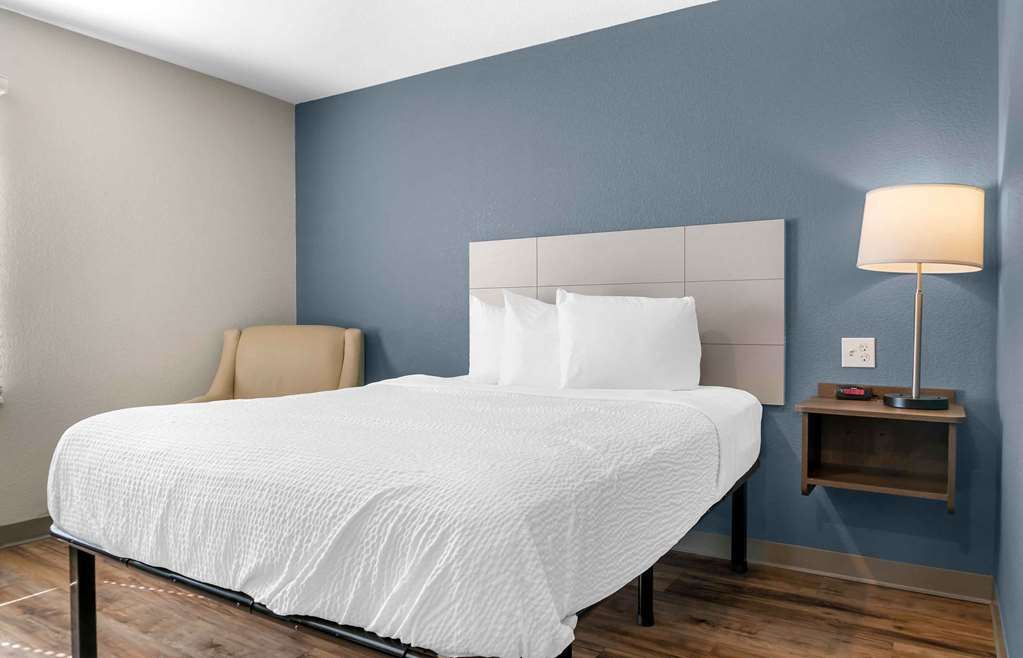 Extended Stay America Suites Detroit Rochester Hills - photo 9
