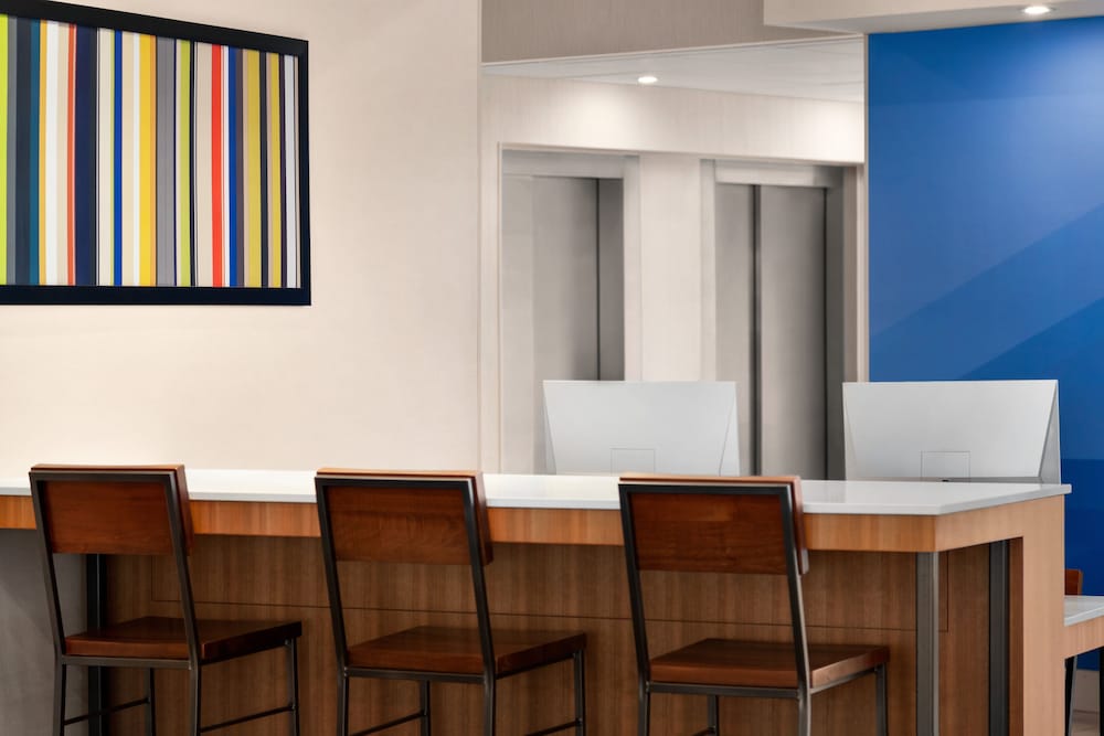 Holiday Inn Express & Suites Austin North Pflugerville by IHG - photo 44