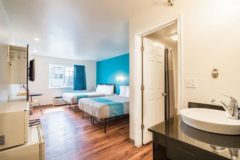 Motel 6 Rigby ID - photo 18