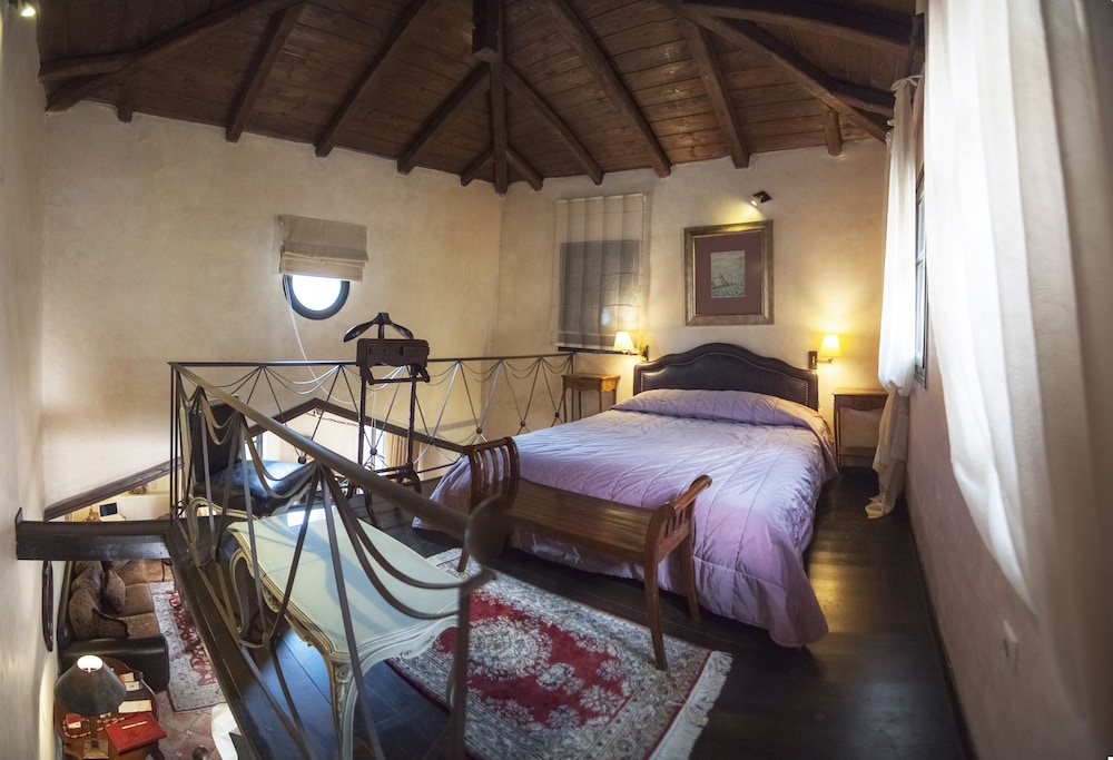 Ostra Menalon Luxury Suites — Tripoli — photo 3