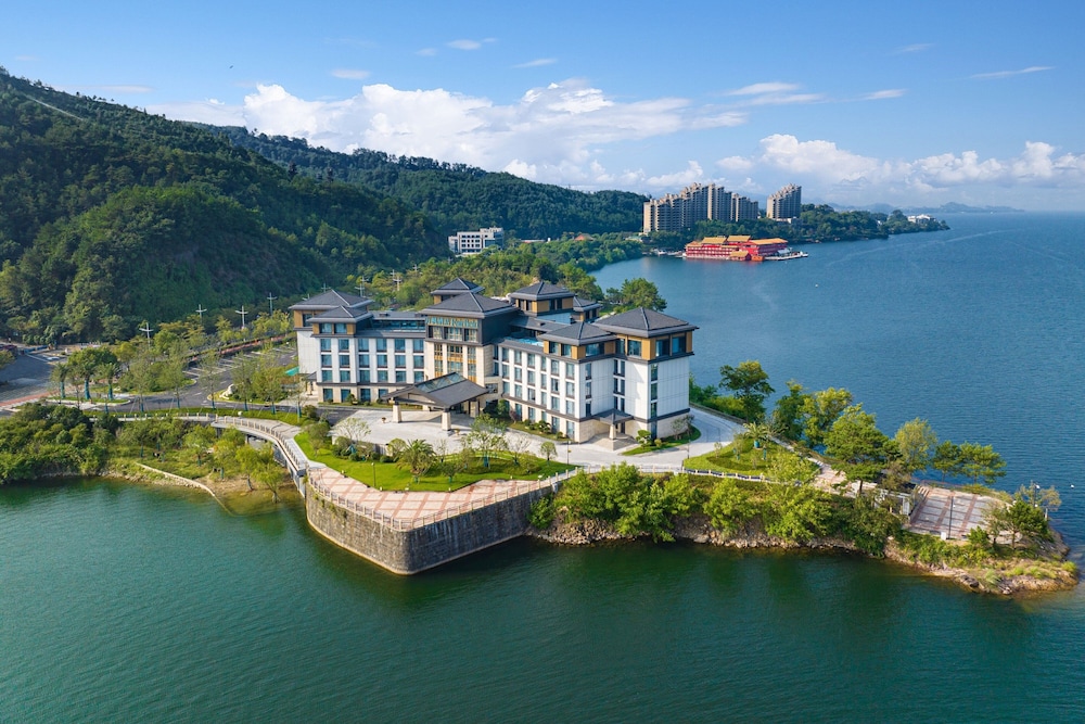 Fairfield by Marriott Hangzhou Qiandao Lake — 4-Star Luxury Hotel in Hangzhou, People's Republic of China
