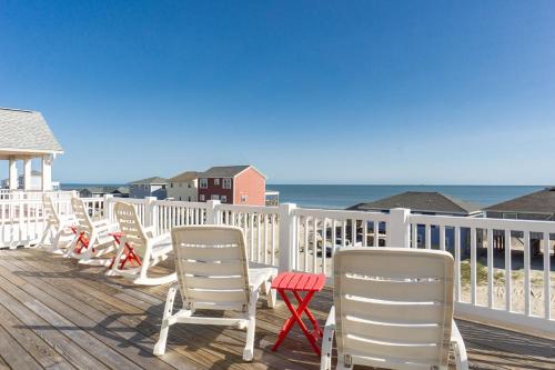 The Treasure Chest by Oak Island Accommodations - photo 38