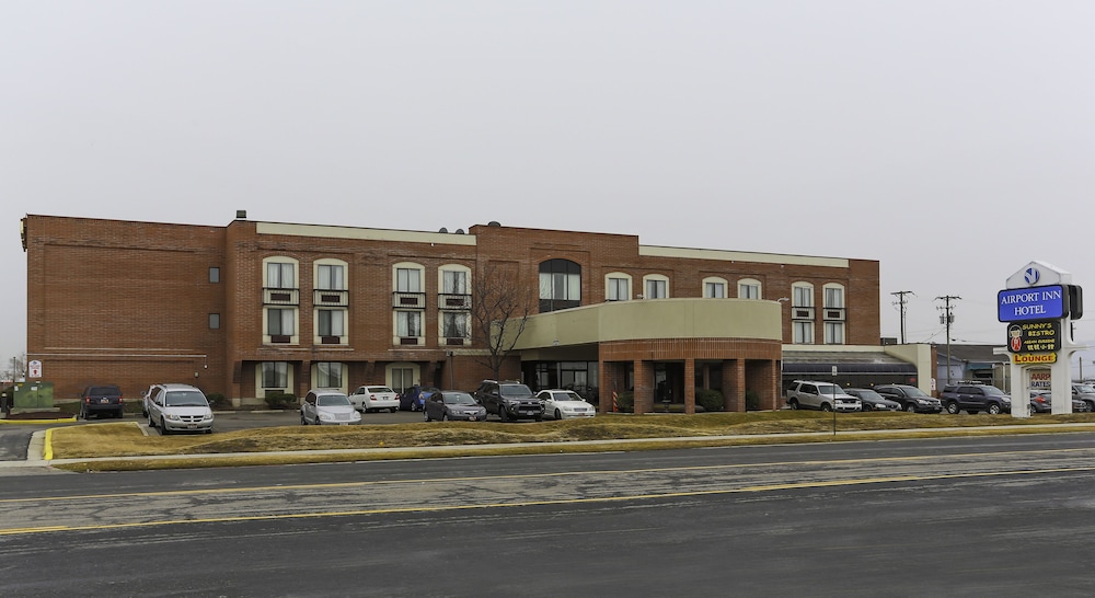 Airport Inn Hotel - photo 25