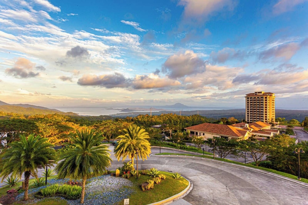 Splendido Hotel in Laurel, Philippines